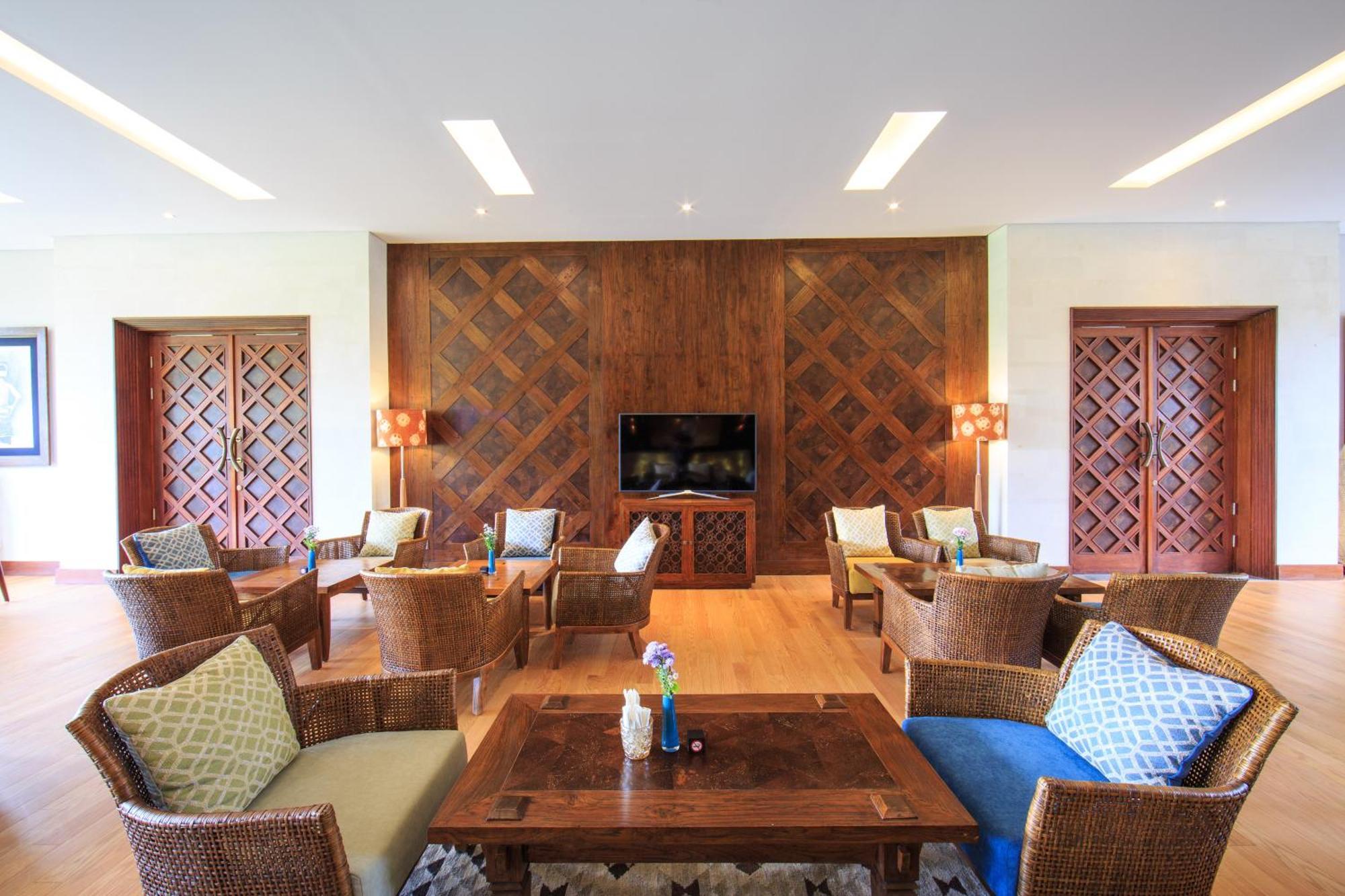Tejaprana Bisma - Chse Certified Hotel Ubud Kültér fotó The lounge at Male International Airport
