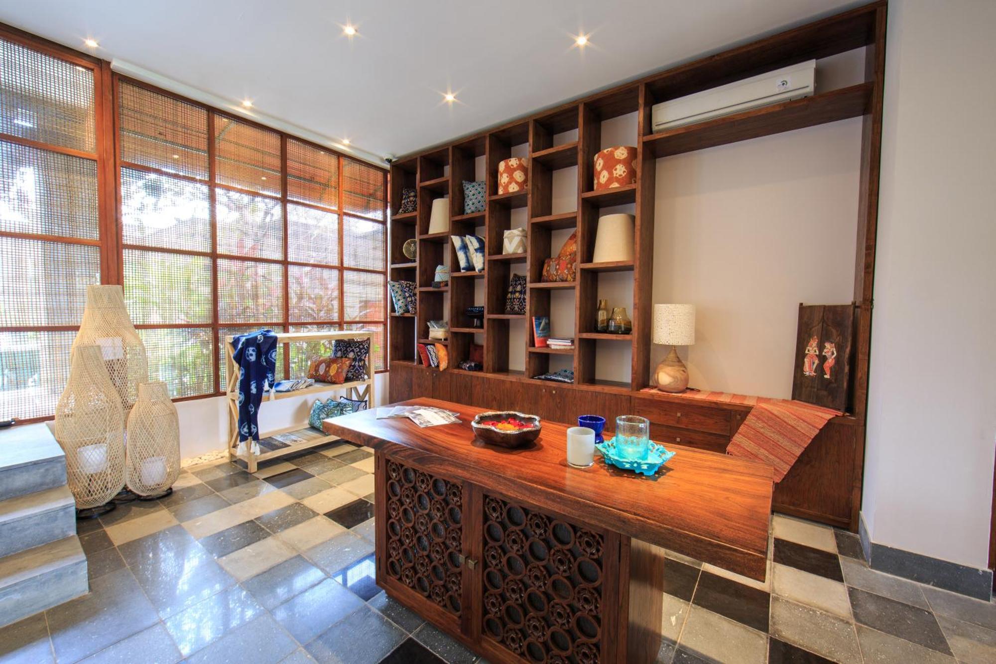 Tejaprana Bisma - Chse Certified Hotel Ubud Kültér fotó A traditional tailor shop in India